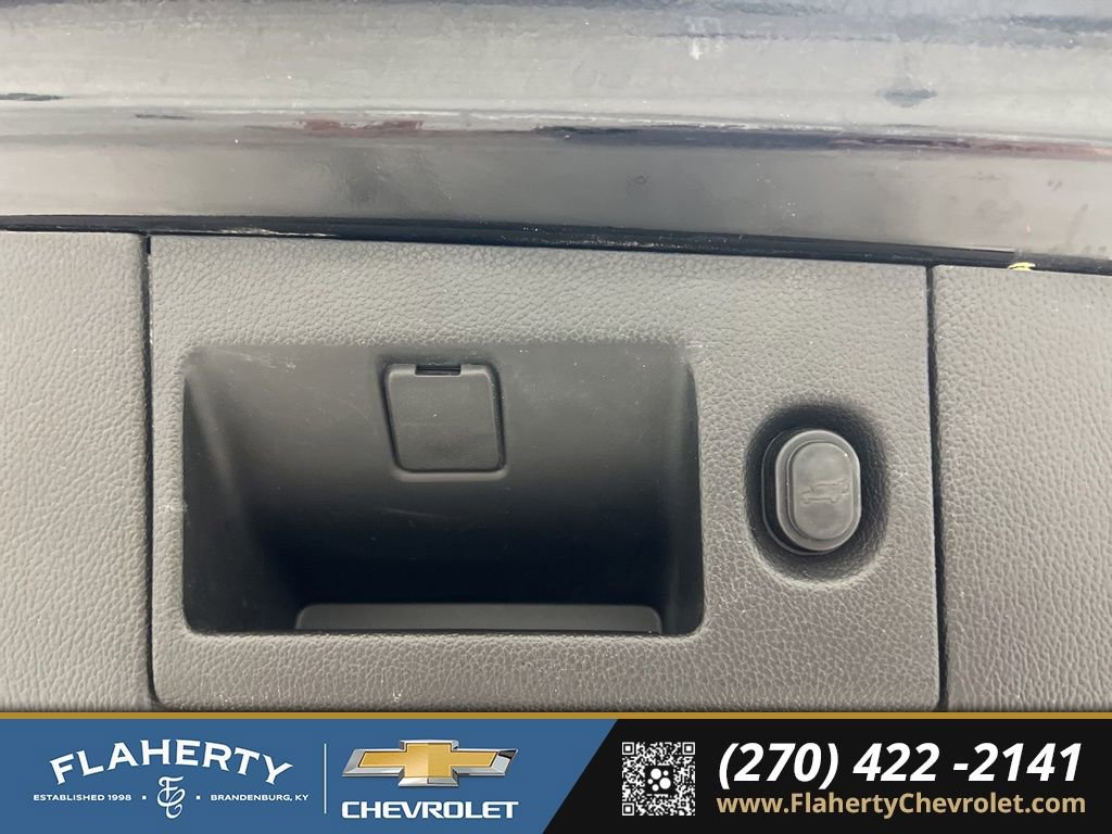 Used 2015 Cadillac Escalade ESV Luxury image 19