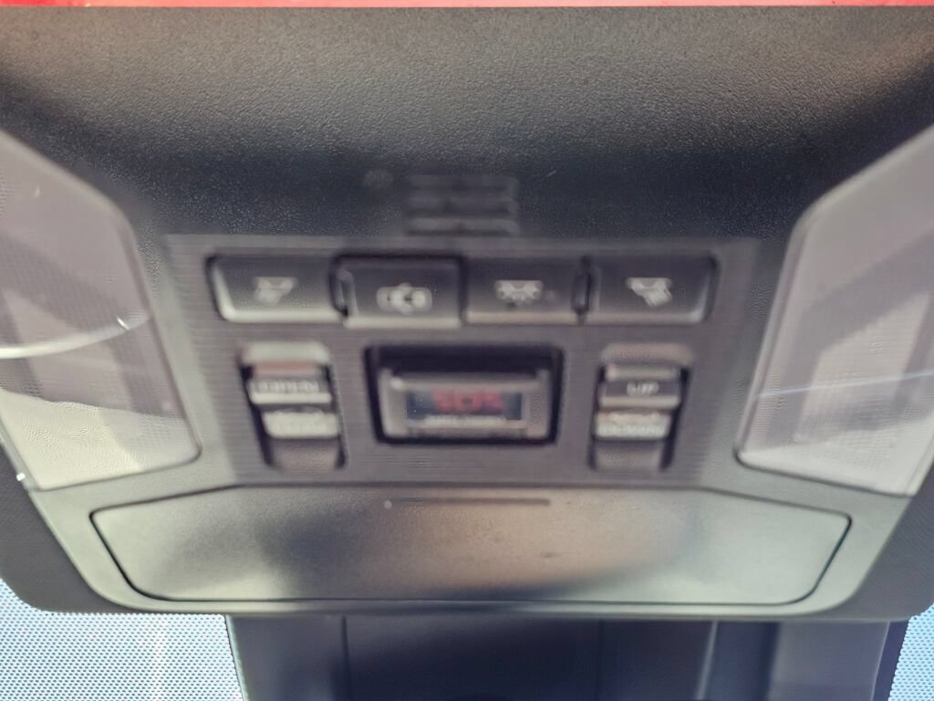 Used 2019 Toyota RAV4 XSE AWD/4WD image 19