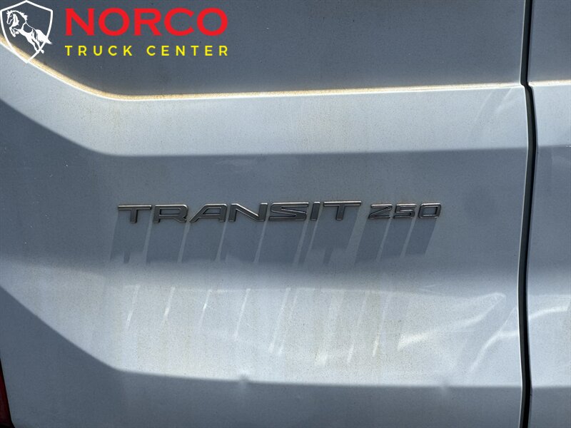 Used 2020 Ford Transit 250 Medium Roof RWD image 13