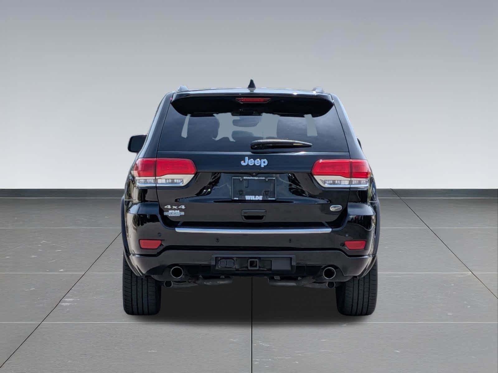 Used 2019 Jeep Grand Cherokee Overland AWD/4WD image 4