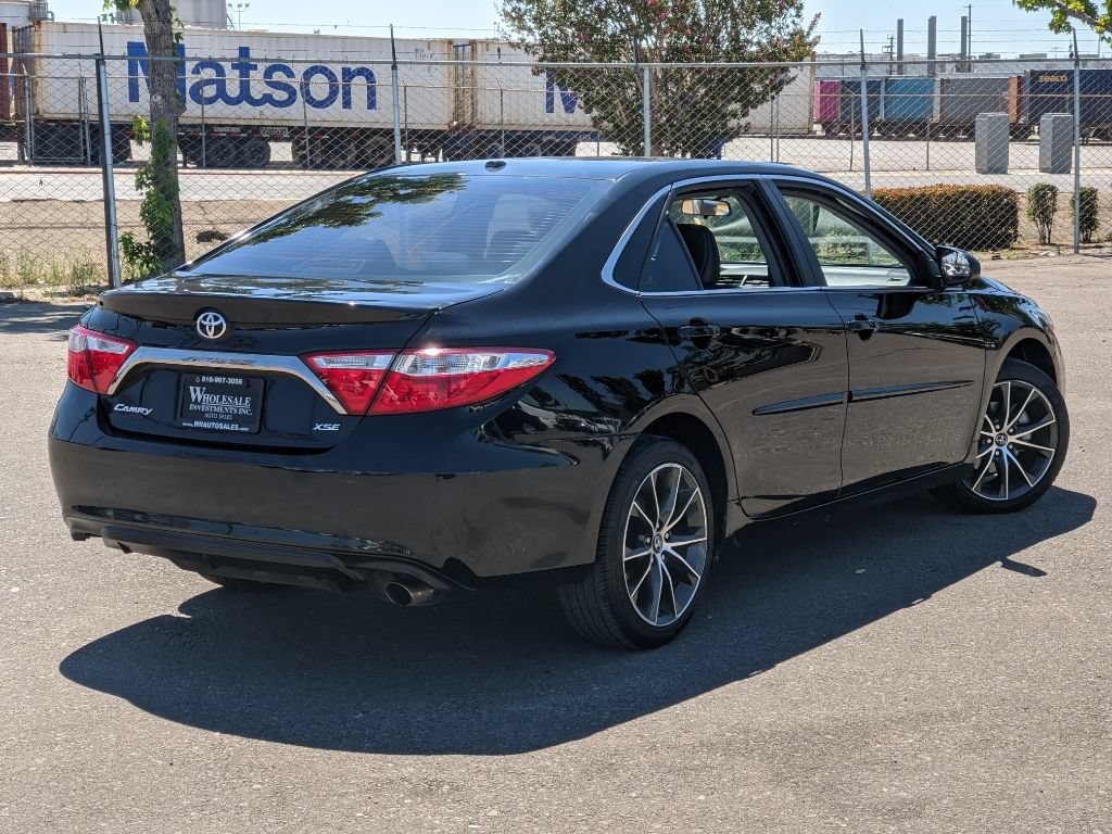 Used 2017 Toyota Camry XSE w/ Protection Package (Q2) FWD image 2