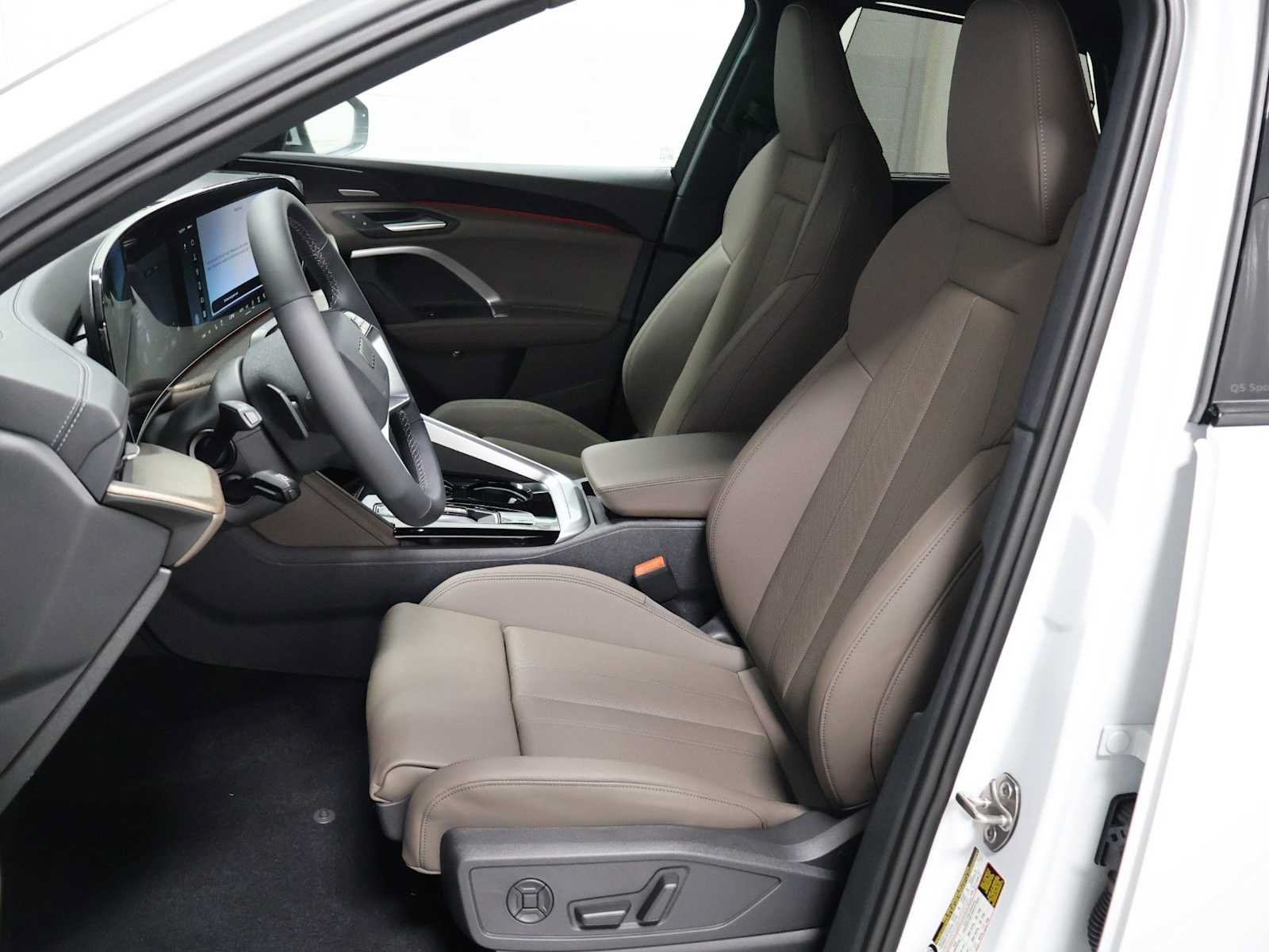 New 2026 Audi Q5 Premium Plus AWD/4WD image 5