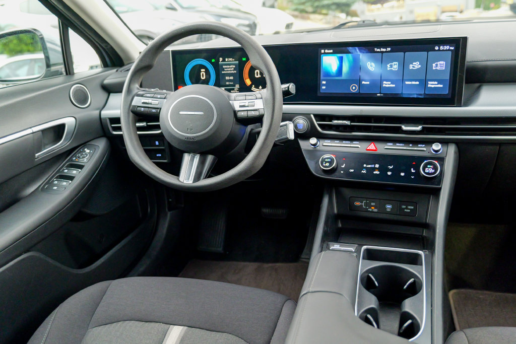 Used 2024 Hyundai Sonata SEL FWD image 38