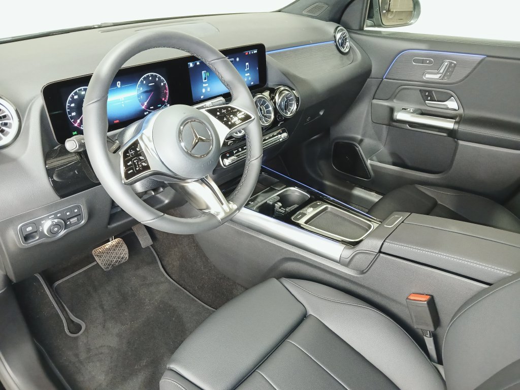 New 2026 Mercedes-Benz GLA 250 4MATIC image 17