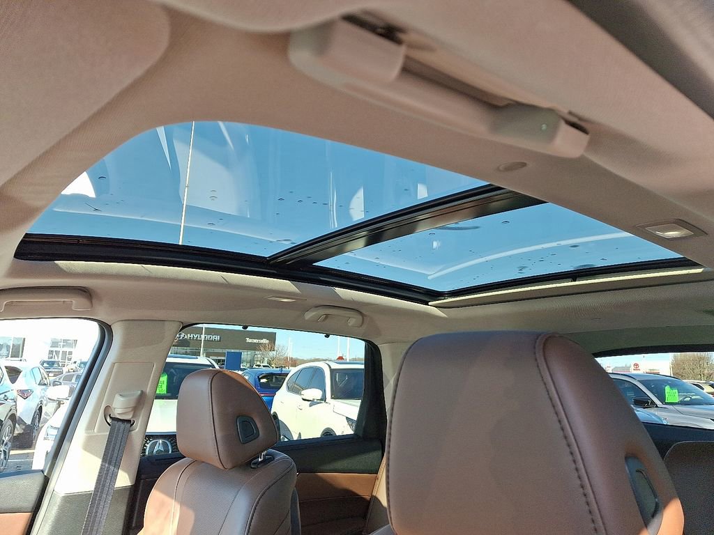 Certified 2024 Acura MDX SH-AWD w/ Technology Package image 15