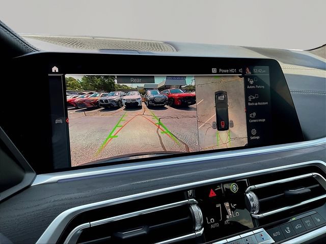Used 2022 BMW X7 M50i AWD/4WD image 16