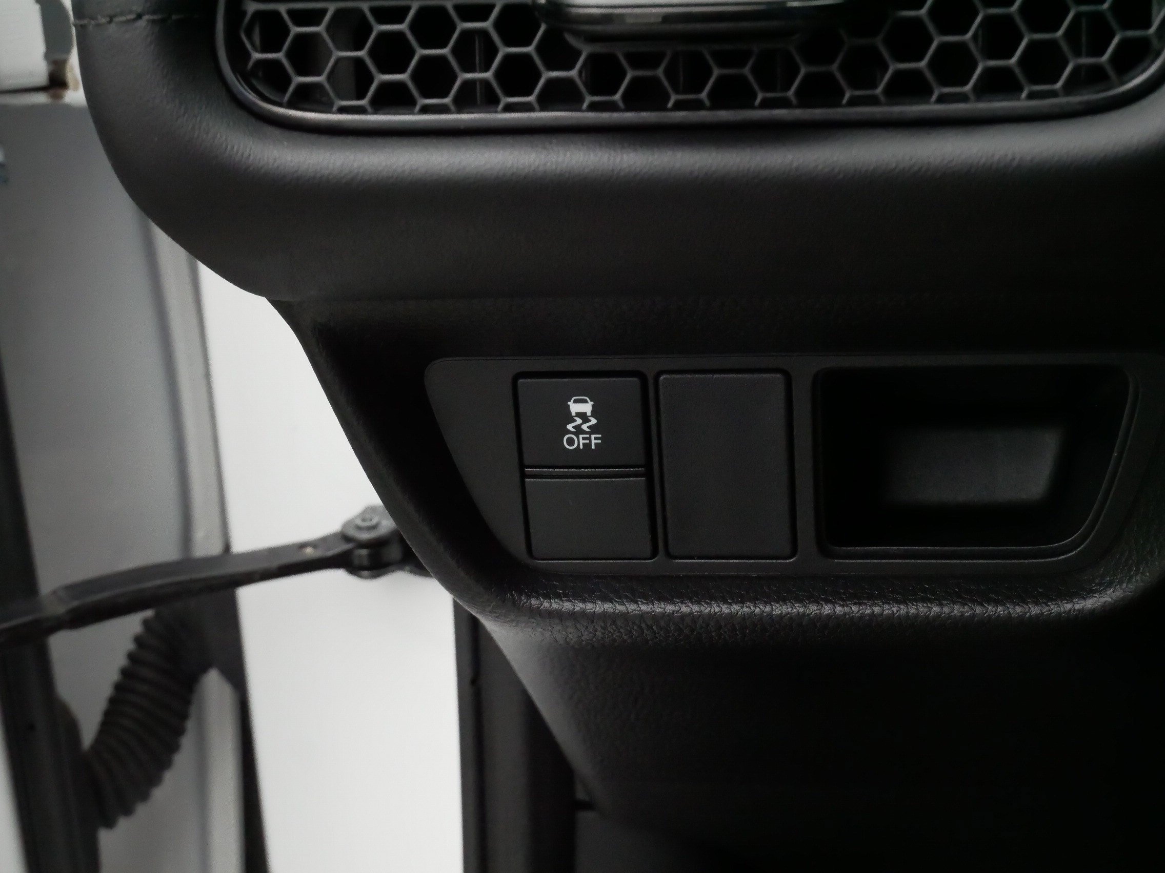 Used 2024 Honda HR-V LX image 28