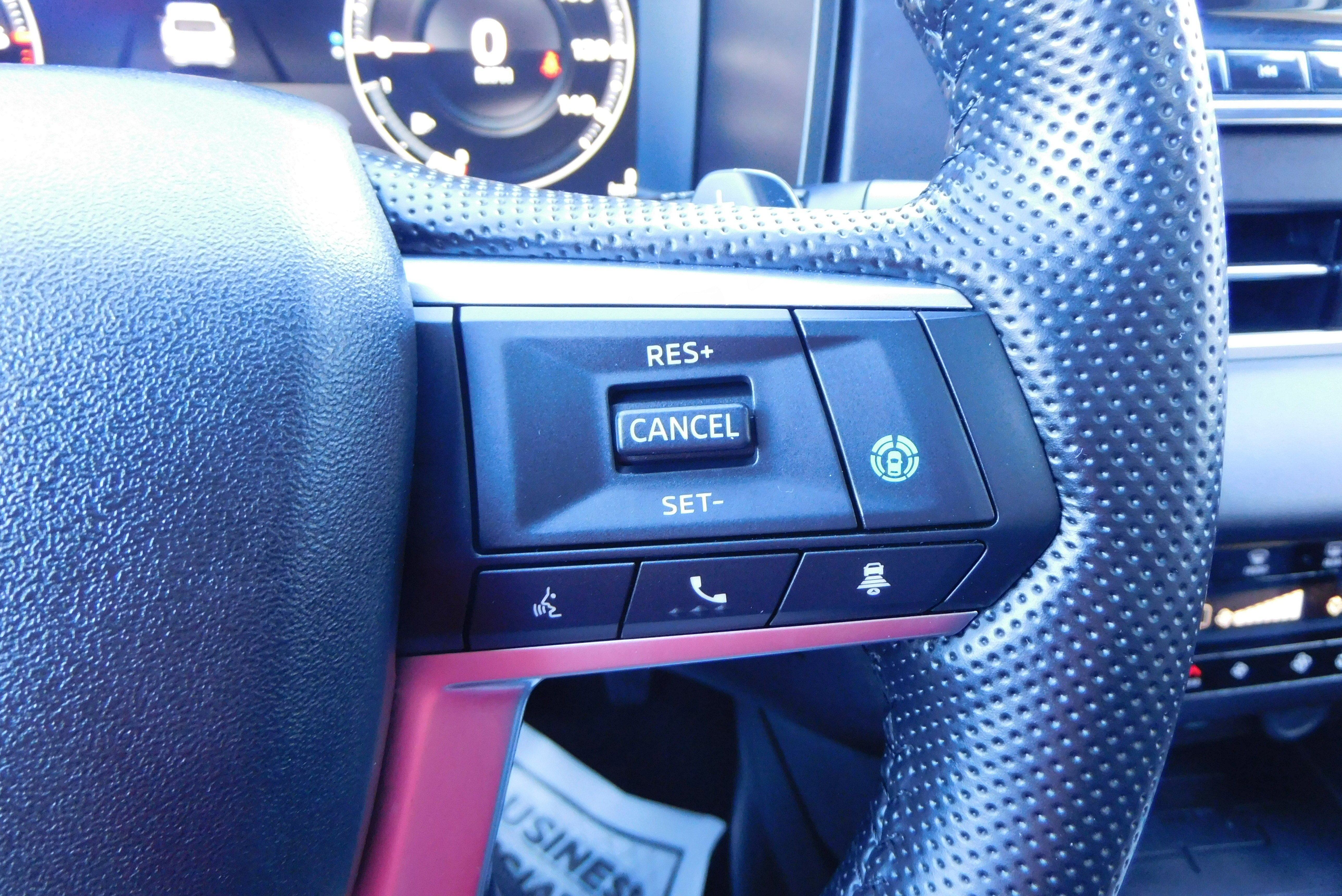 Used 2024 Mitsubishi Outlander SEL image 18