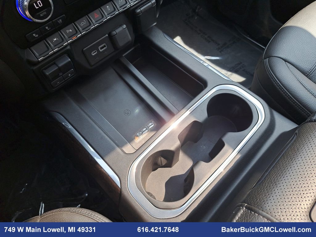 Used 2022 GMC Sierra 1500 Denali w/ Denali Premium Package image 25