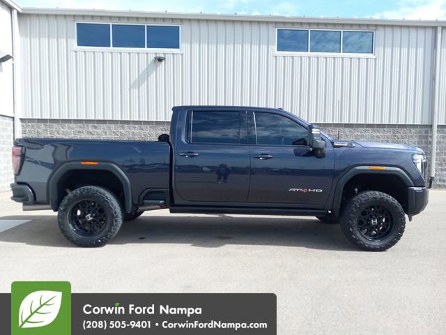 Used 2024 GMC Sierra 2500 AT4 w/ AT4 Premium Plus Package image 2