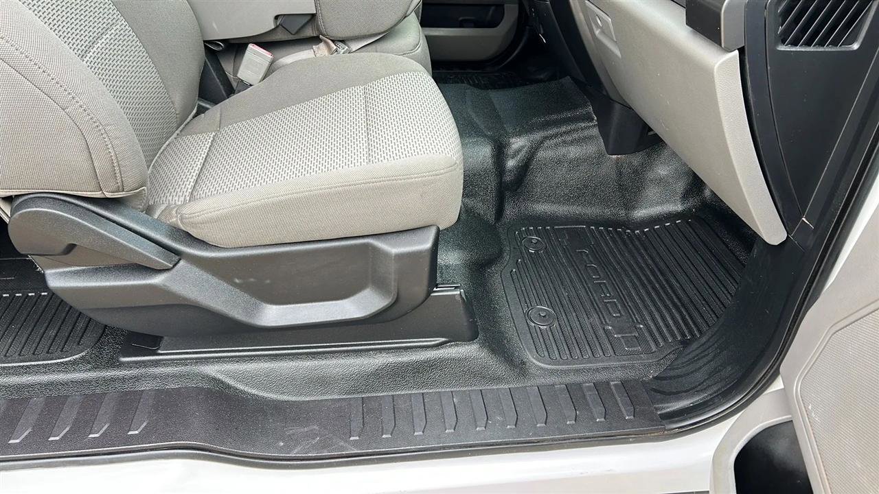 Used 2018 Ford F250 XLT w/ XLT Value Package image 48