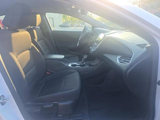 Used 2023 Chevrolet Malibu LS FWD image 5