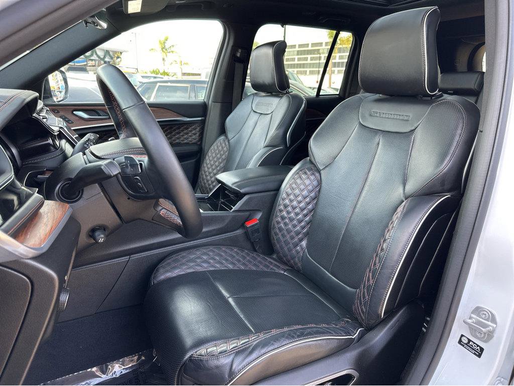 Used 2022 Jeep Grand Cherokee Summit w/ Advanced Protech Group IV image 8