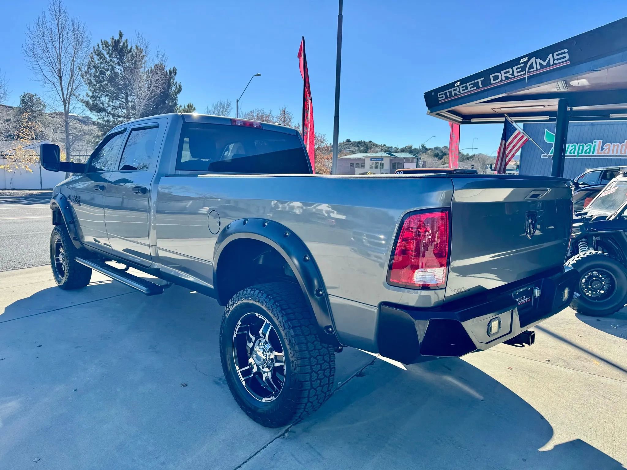 Used 2012 RAM 3500 ST w/ Chrome Appearance Group image 9