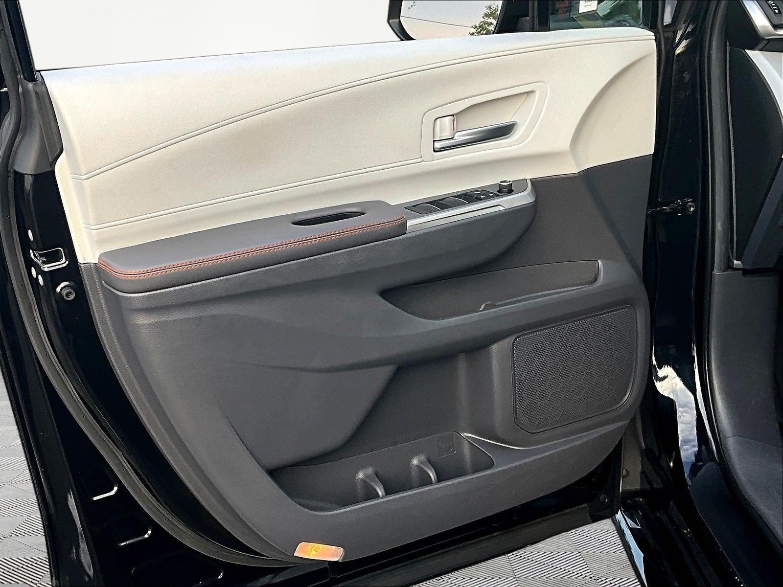 Used 2023 Toyota Sienna XSE w/ XSE Plus Package AWD/4WD image 20