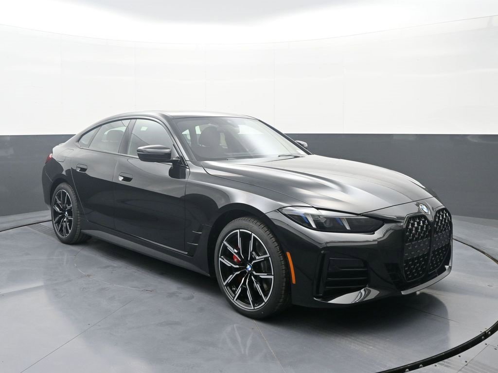 New 2026 BMW 430i xDrive w/ M Sport Package image 3