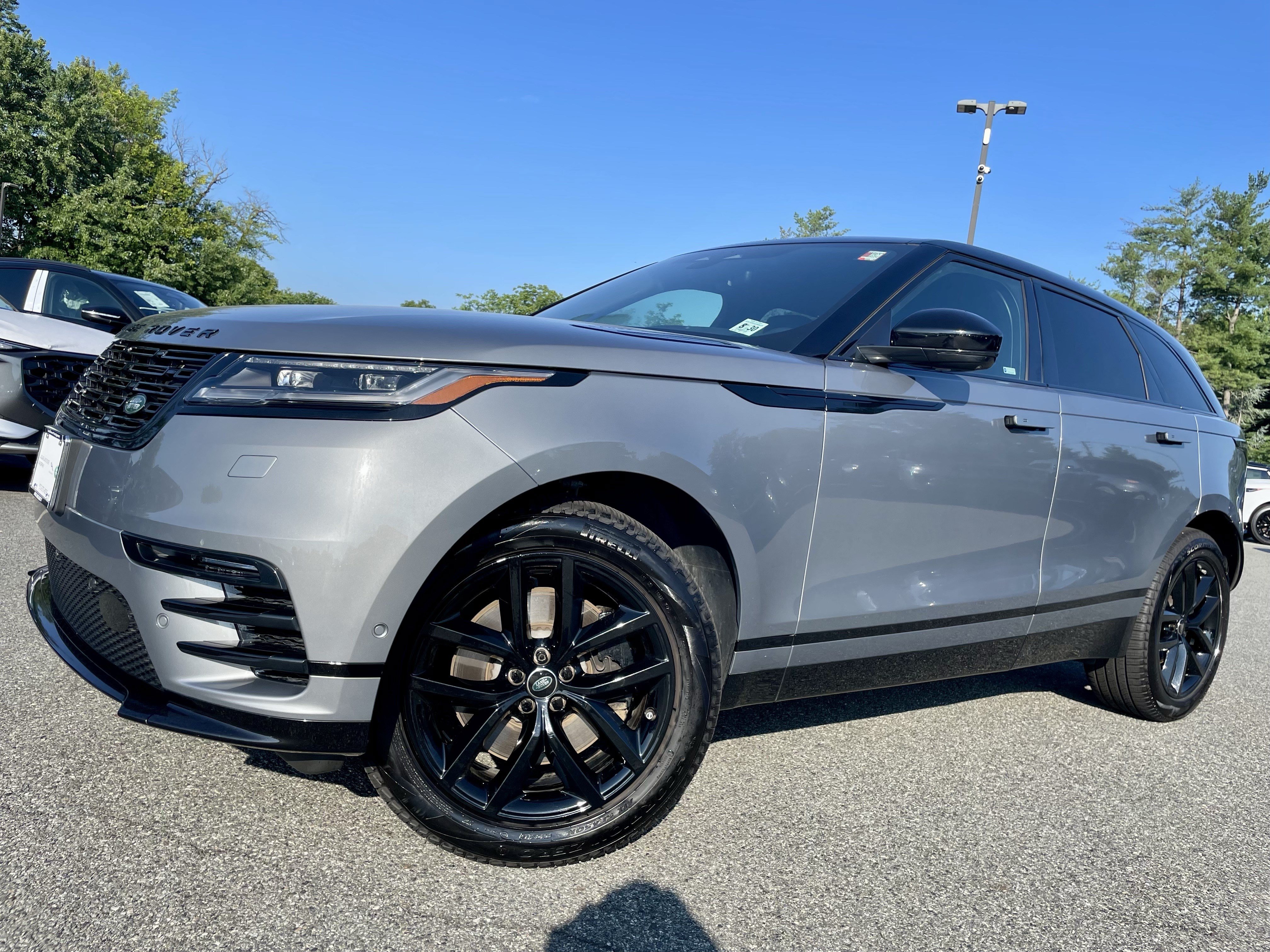 Certified 2026 Land Rover Range Rover Velar Dynamic SE AWD/4WD image 35
