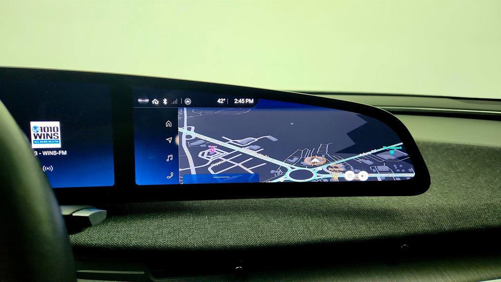 Used 2023 Lucid Air Pure image 18