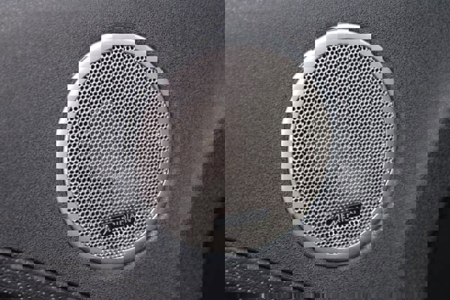 Used 2014 Land Rover Range Rover Evoque Dynamic image 10