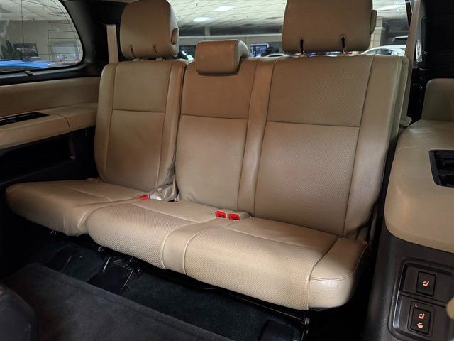 Used 2016 Toyota Sequoia Platinum image 23