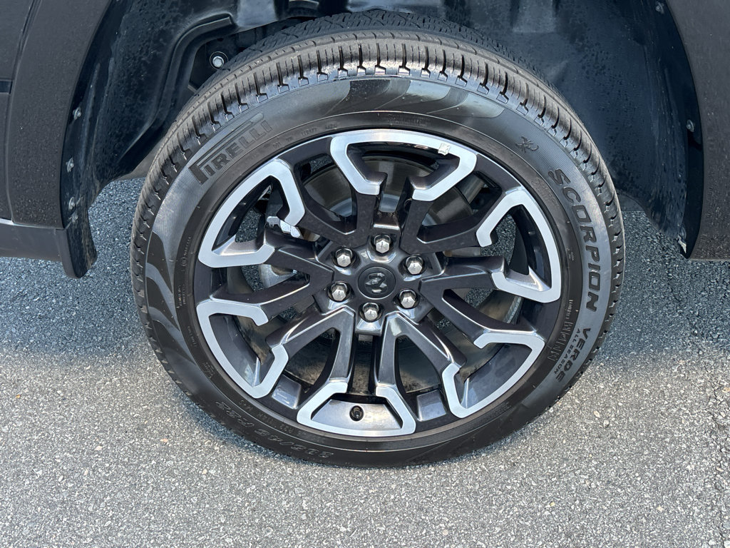 Used 2025 RAM 1500 Limited AWD/4WD image 31