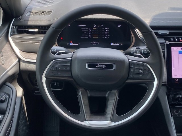 New 2025 Jeep Grand Cherokee L Limited image 41