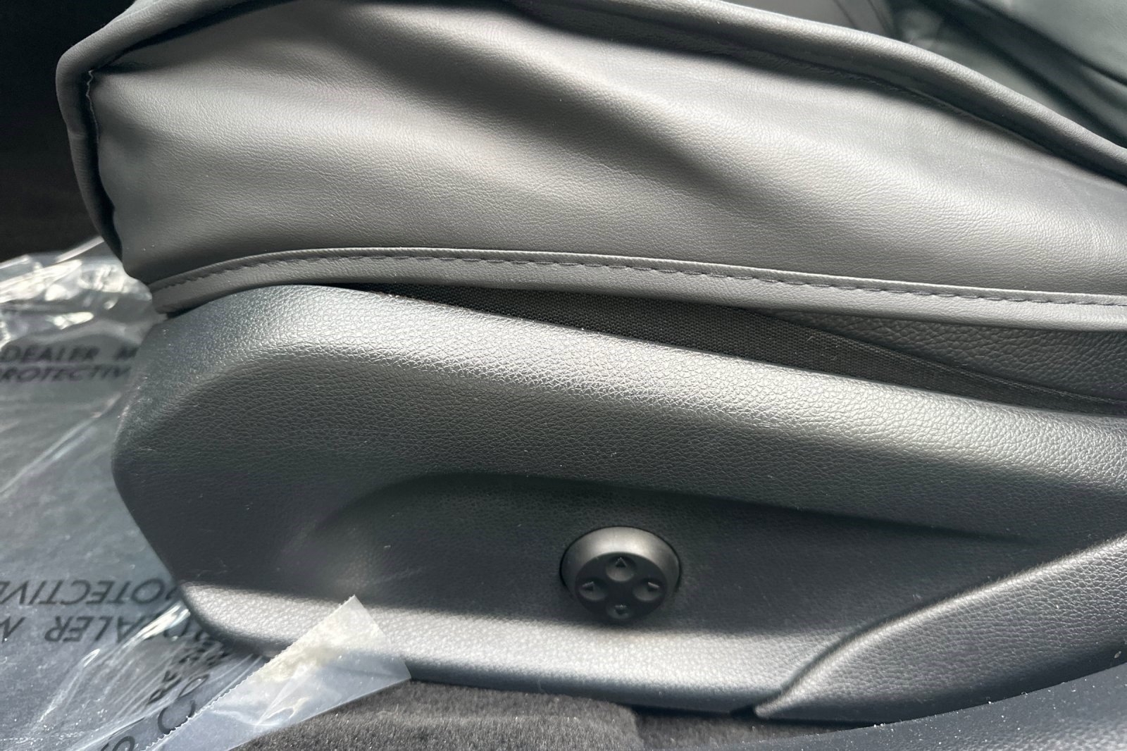 Used 2015 Mercedes-Benz C 300 4MATIC Sedan image 14