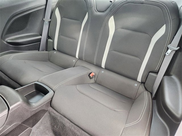 Used 2021 Chevrolet Camaro LT w/ Technology Package image 29