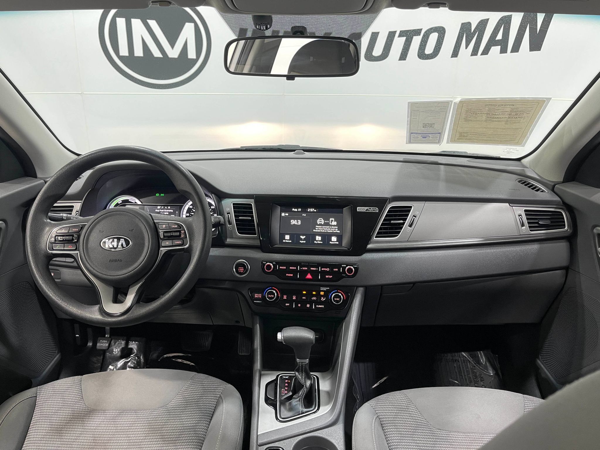 Used 2019 Kia Niro LX FWD image 17