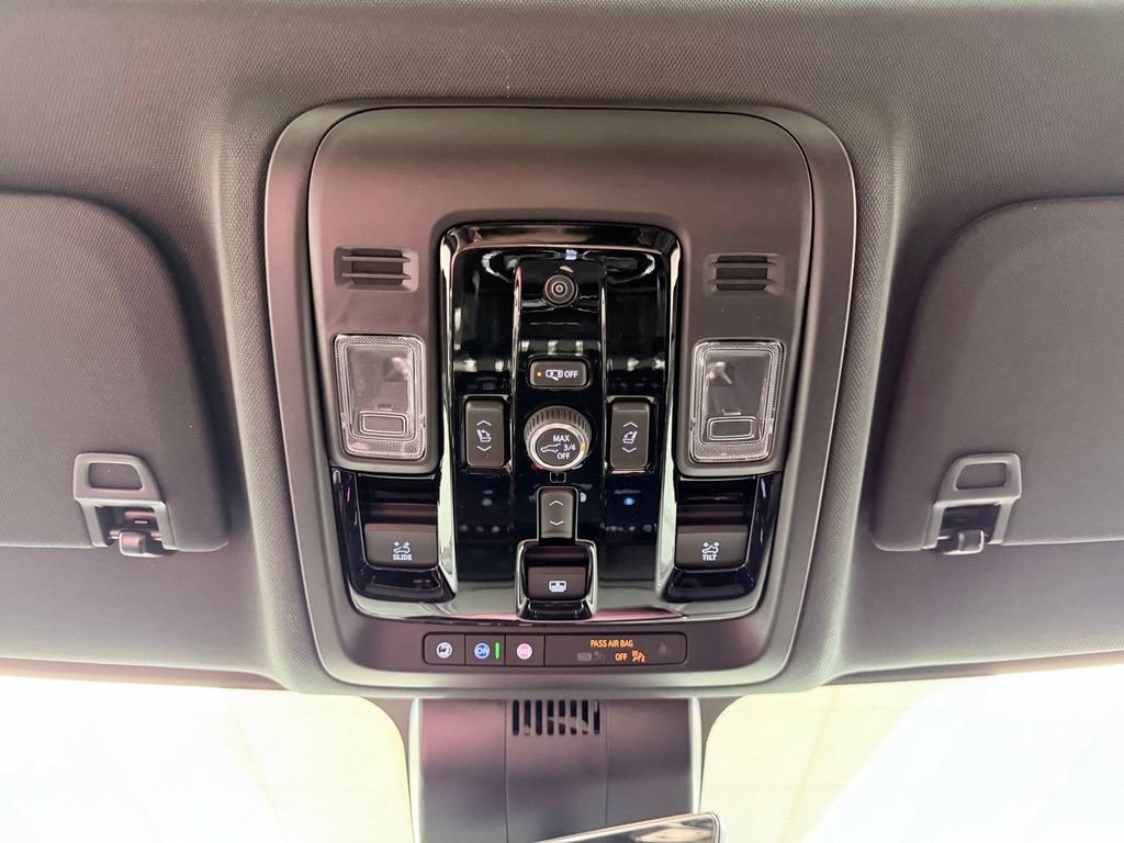 New 2026 GMC Yukon XL Elevation w/ Elevation Premium Package AWD/4WD image 63