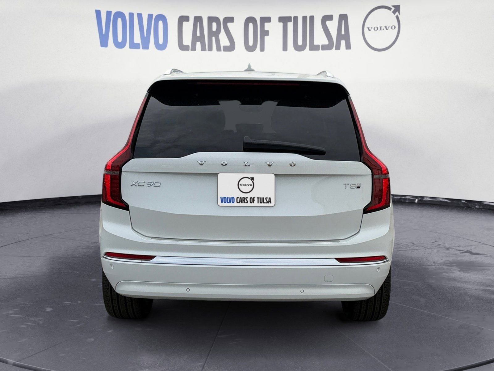 New 2026 Volvo XC90 T8 Core w/ Protection Package Premier AWD/4WD image 4