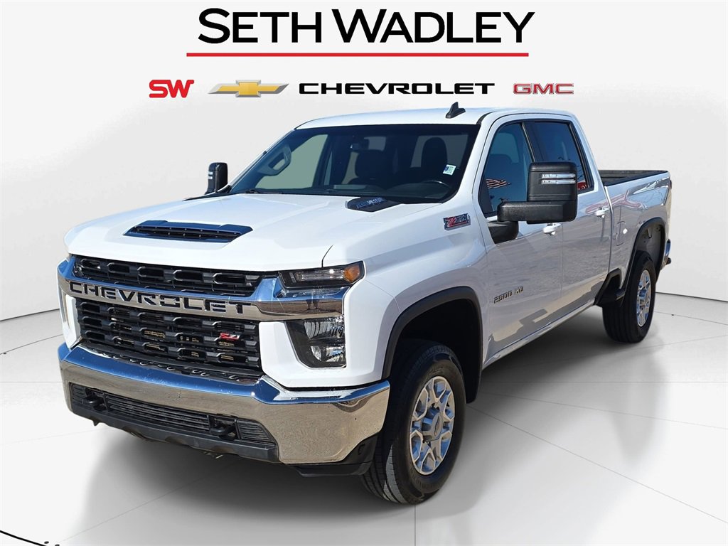 Used 2023 Chevrolet Silverado 2500 LT image 3