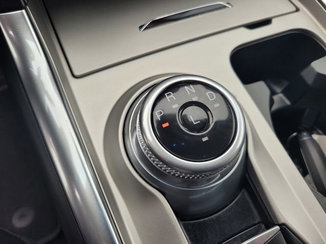 Certified 2022 Ford Explorer XLT w/ Equipment Group 202A image 18