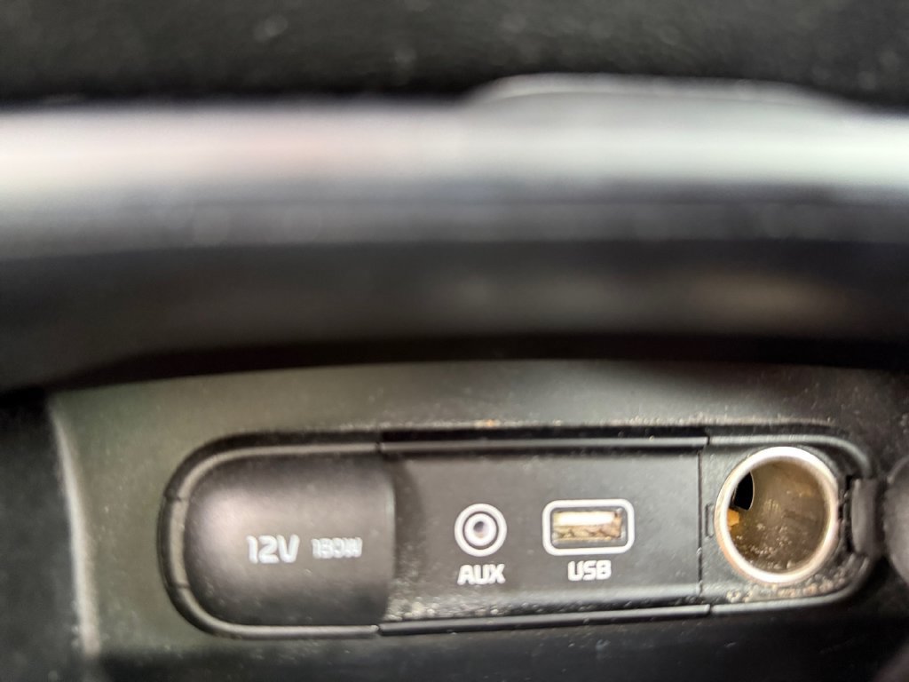 Used 2020 Kia Sorento L FWD image 25
