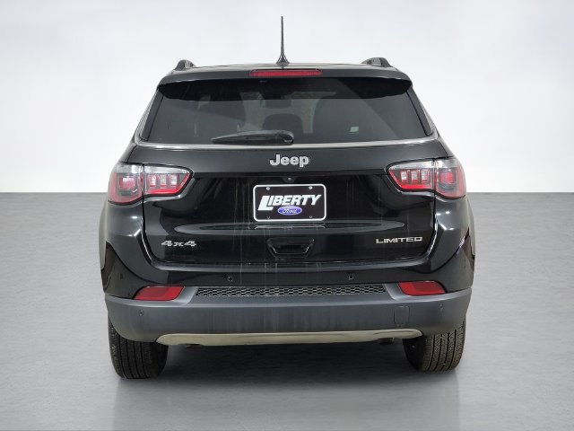 Used 2024 Jeep Compass Limited AWD/4WD image 4
