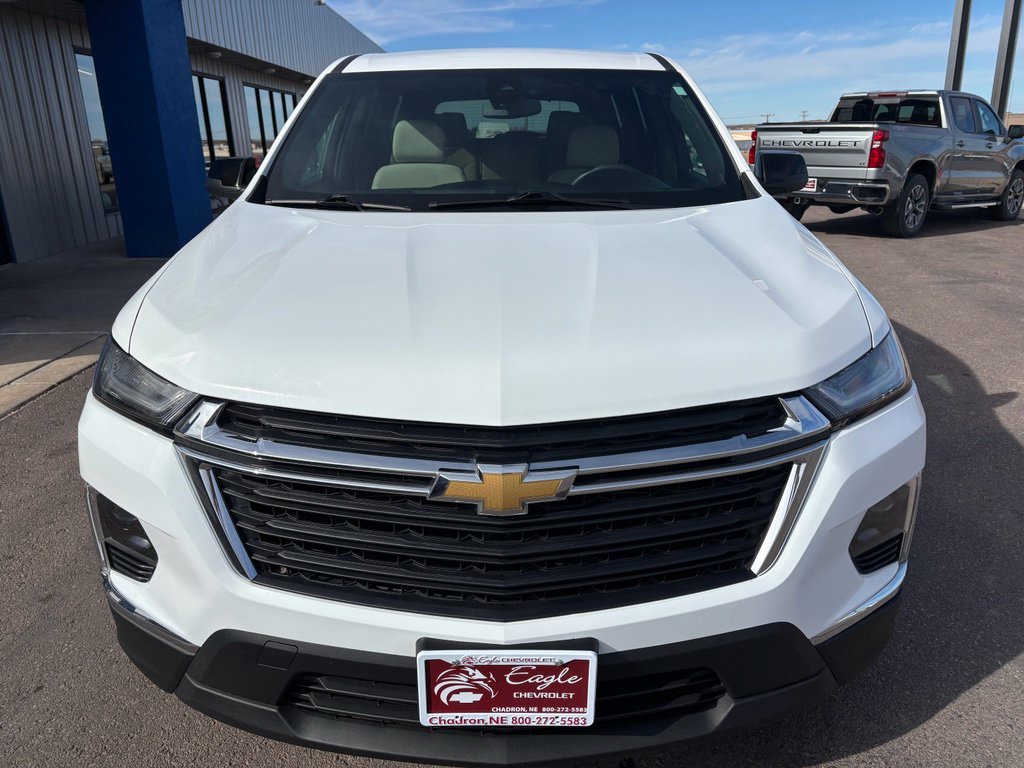 Used 2022 Chevrolet Traverse LS AWD/4WD image 3