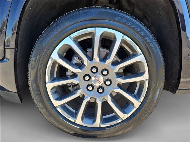 Used 2022 GMC Acadia Denali w/ Denali Ultimate Package FWD image 26