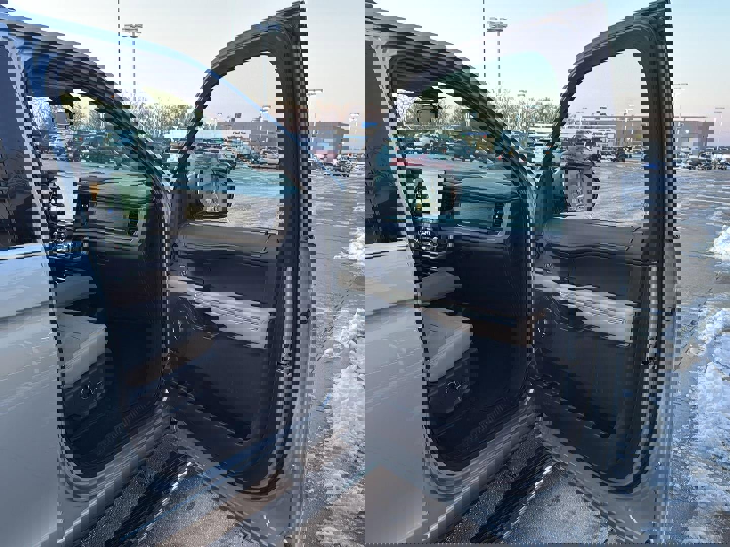 Used 2024 Ford Expedition Max Limited image 23