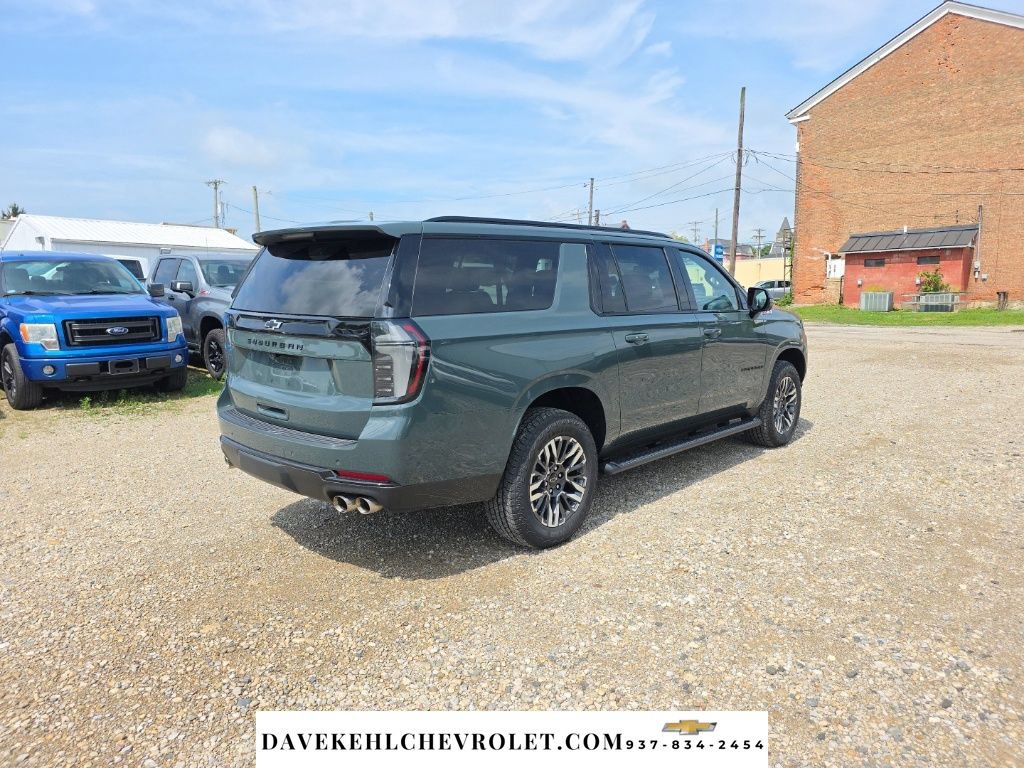 Used 2026 Chevrolet Suburban Z71 w/ Comfort Package AWD/4WD image 5