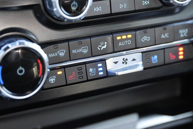 Used 2025 Ford F250 Platinum image 30