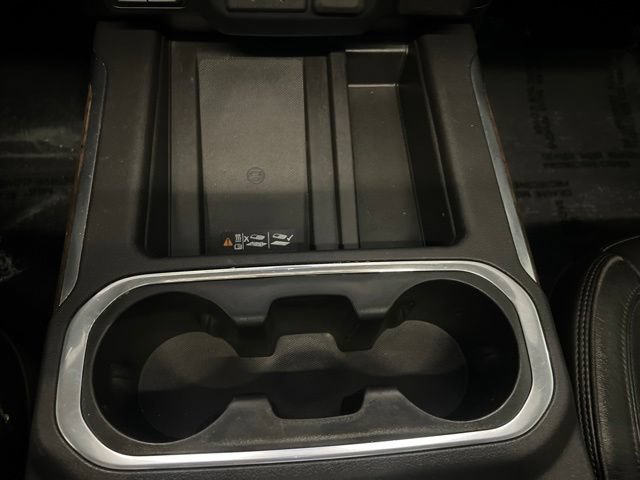 Used 2019 Chevrolet Silverado 1500 High Country w/ Z71 Off-Road Package AWD/4WD image 23