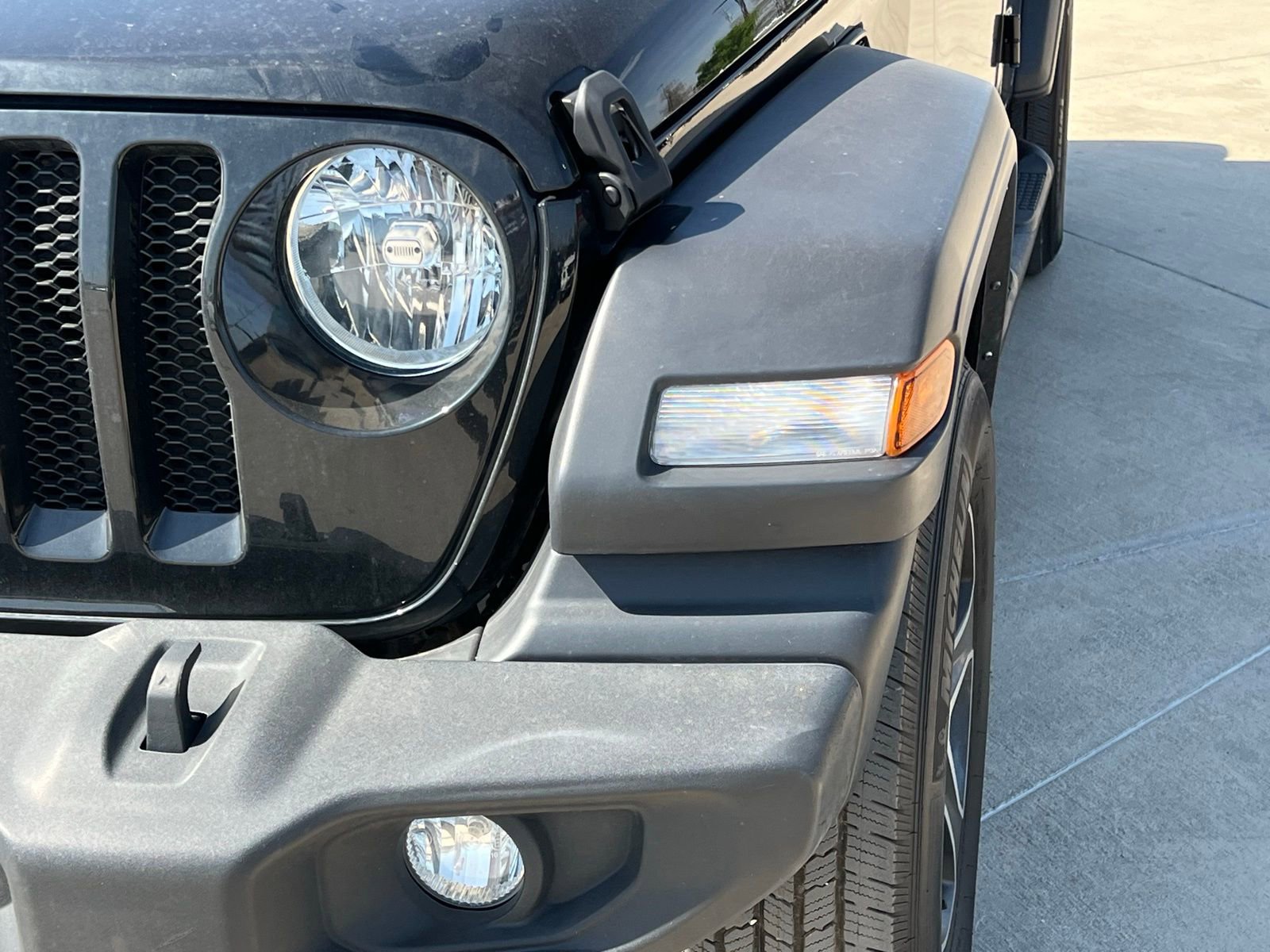 Used 2022 Jeep Wrangler Unlimited Sport image 4