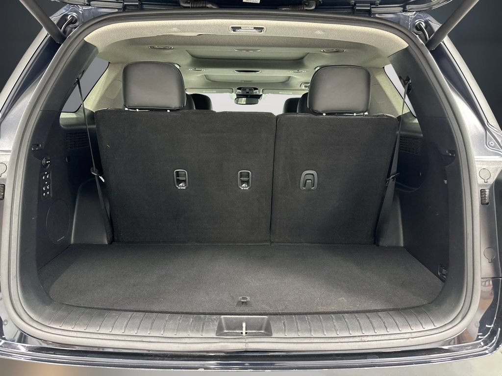 Used 2021 Hyundai Palisade Limited FWD image 12