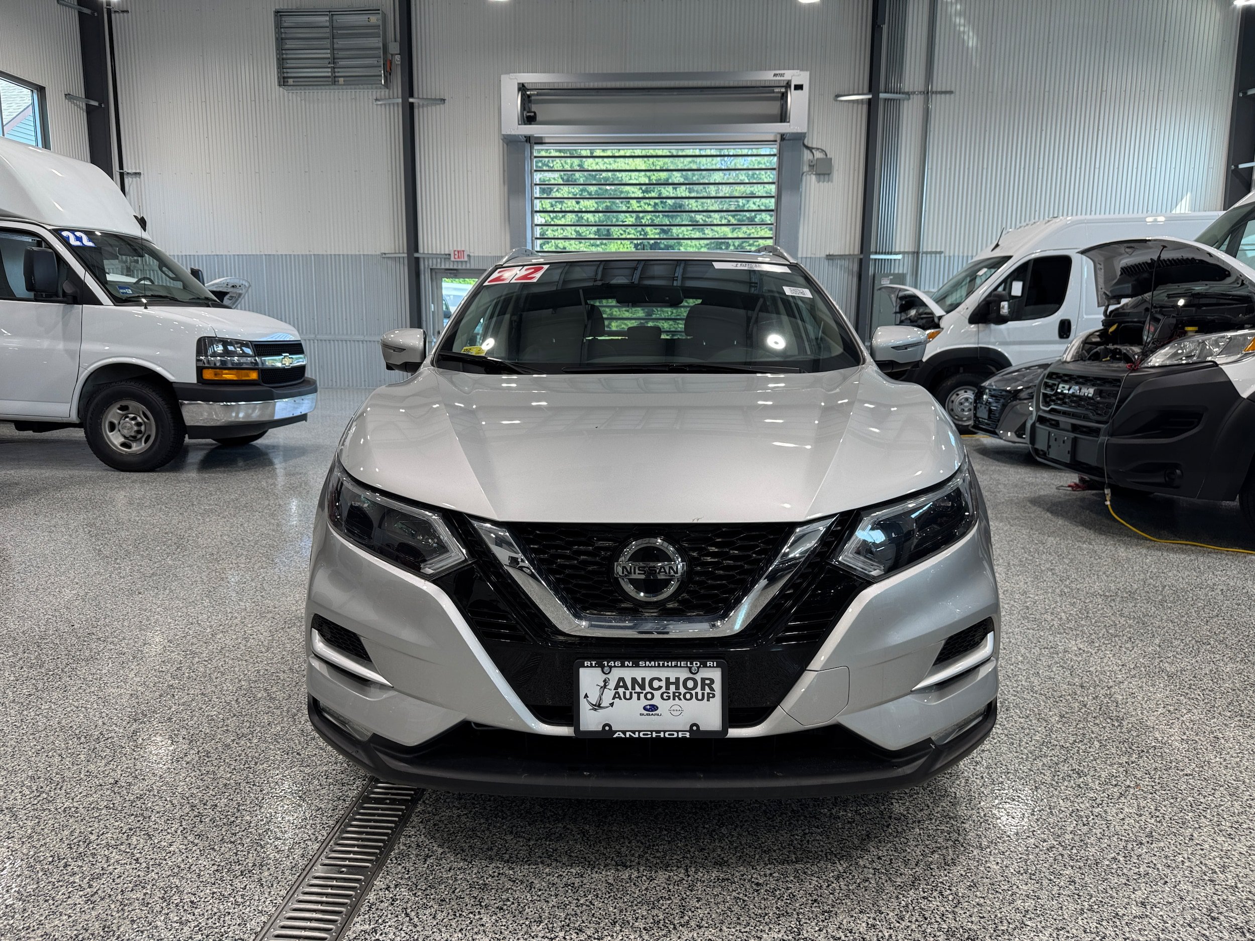 Used 2022 Nissan Rogue Sport SL w/ Premium Package AWD/4WD image 2