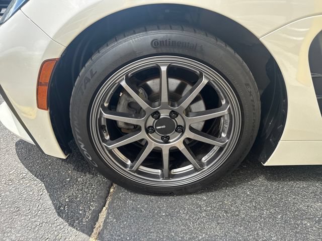 Used 2023 Toyota GR86 w/ ALL Weather Mat Package (TMS) RWD image 18