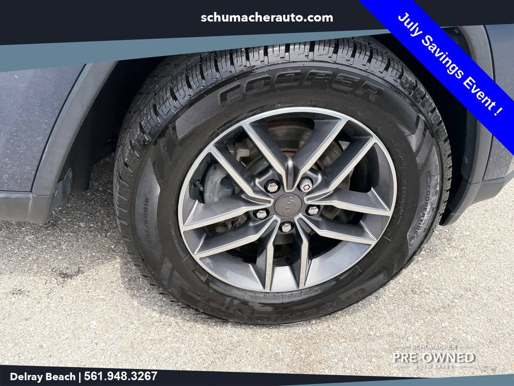 Used 2019 Jeep Grand Cherokee Limited RWD image 19