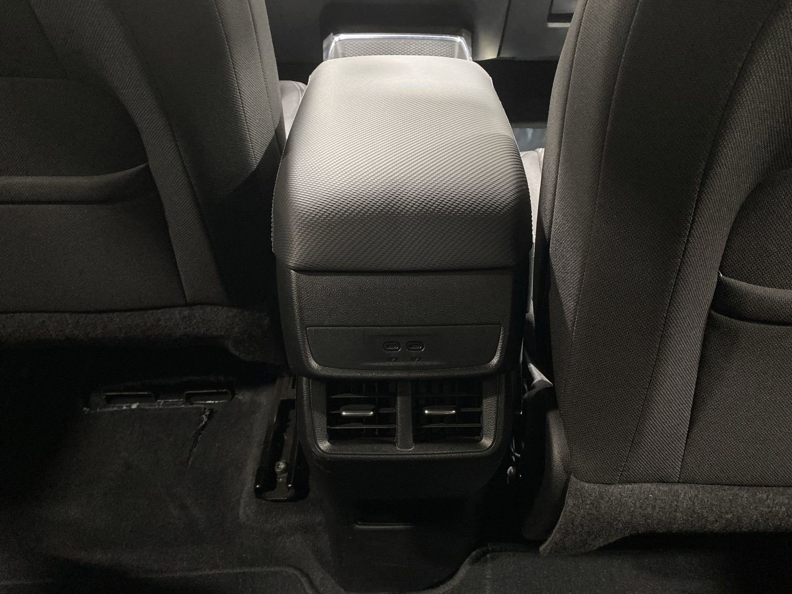 Used 2025 Chevrolet Equinox LT AWD/4WD image 21