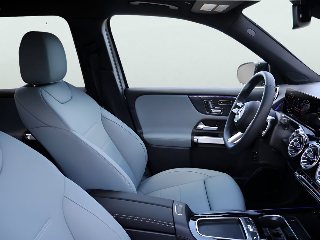 New 2026 Mercedes-Benz GLB 250 4MATIC image 10