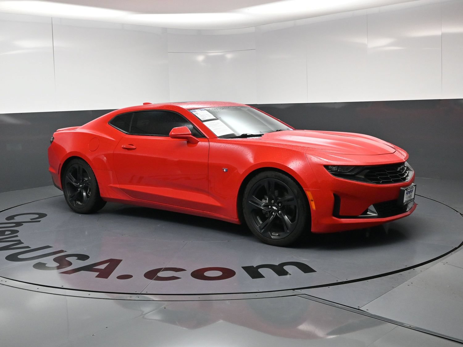 Used 2019 Chevrolet Camaro LT w/ RS Package RWD image 2