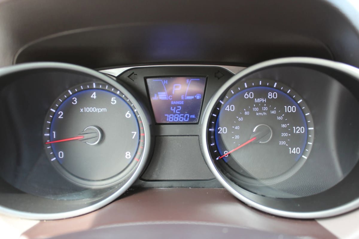 Used 2013 Hyundai Tucson Limited w/ Premium Pkg AWD/4WD image 14